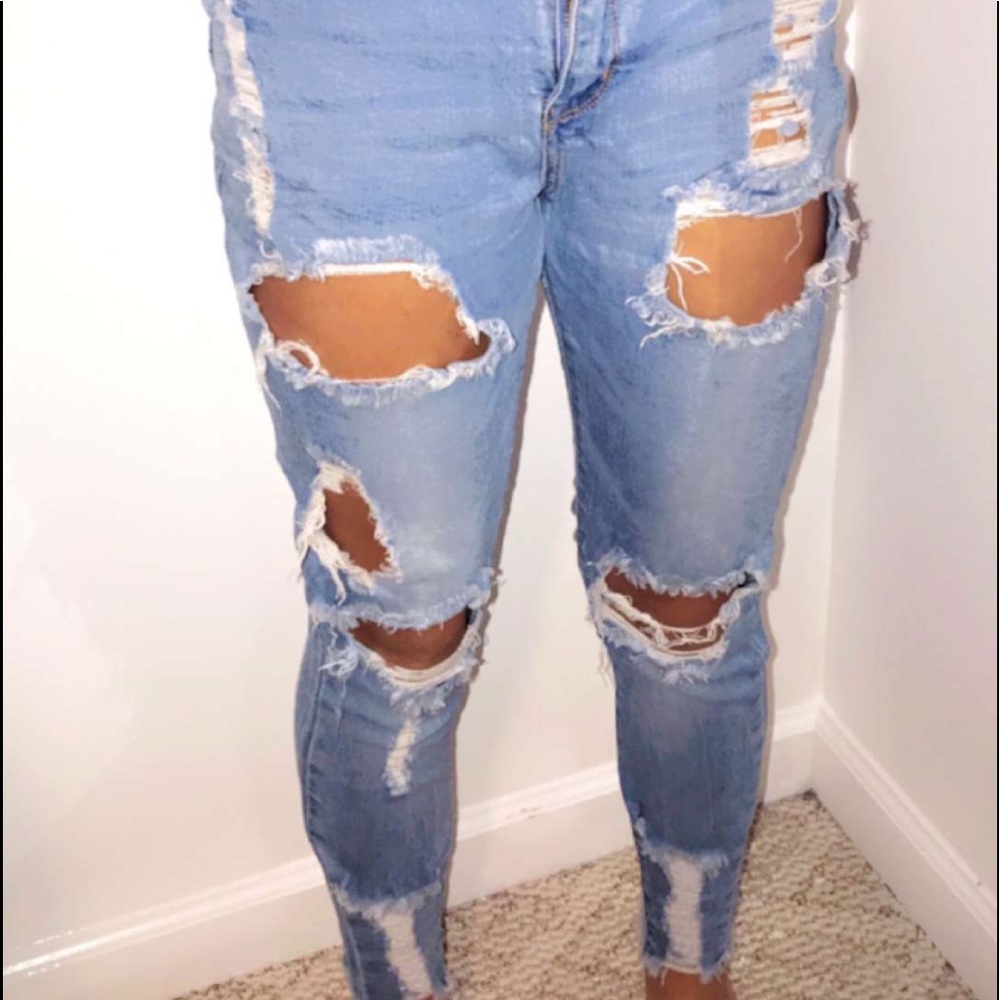 They are like new, only been worn once! Good quality and a nice Jean to wear!